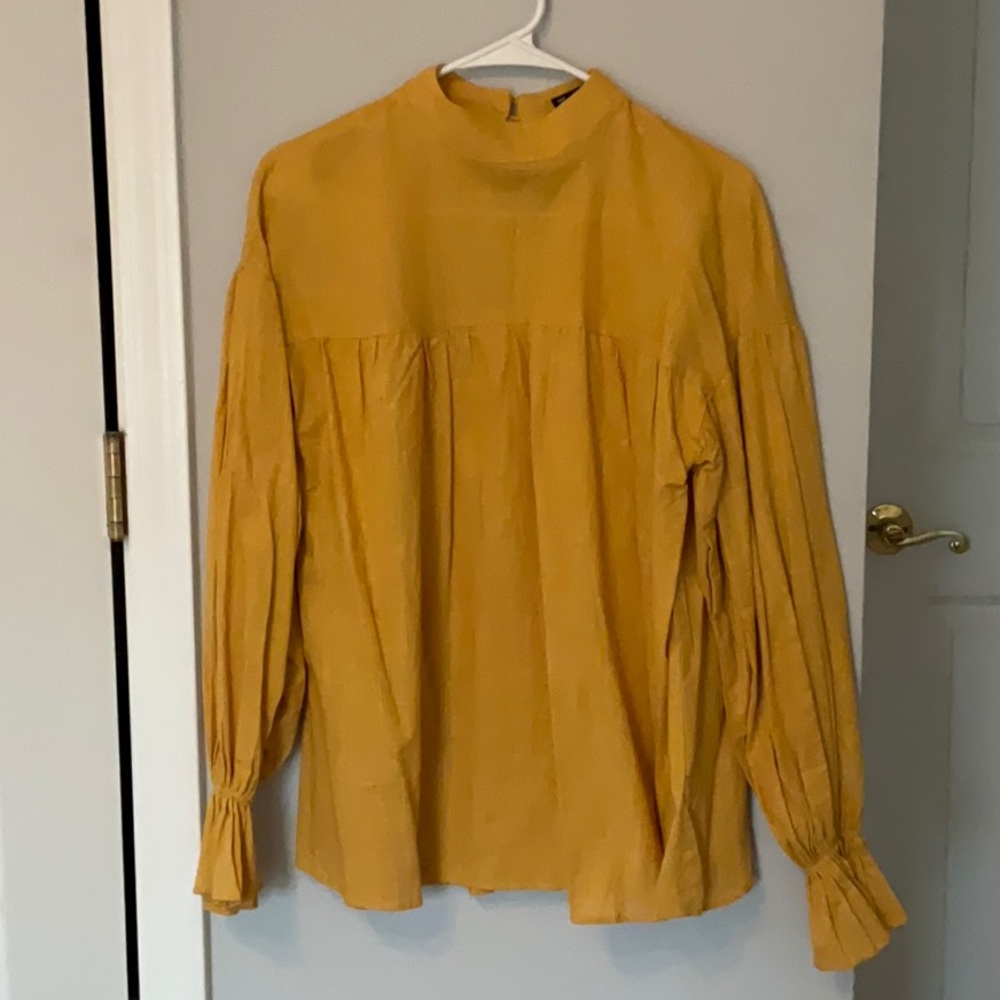 SHEIN Gold Pleated Long Sleeve Blouse with Mandarin Collar